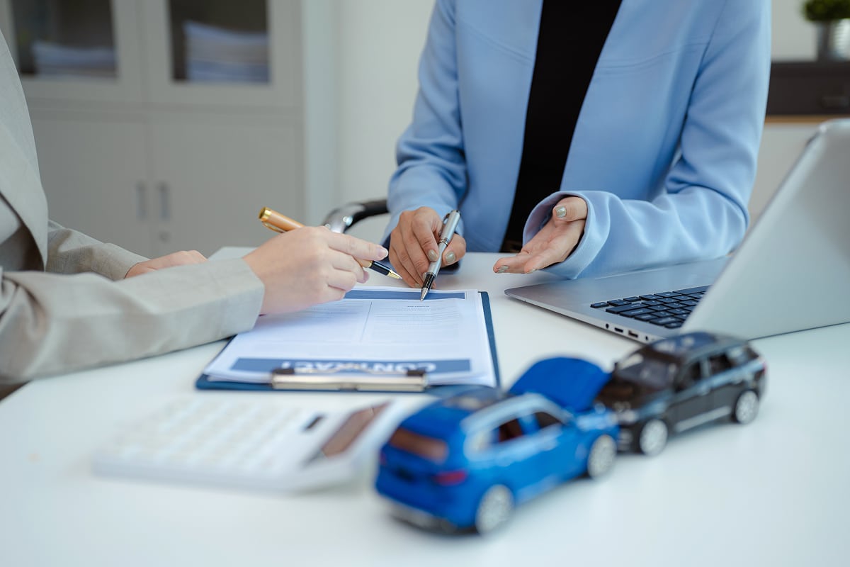 How To Balance Self-Care With Legal and Insurance Issues After an Accident